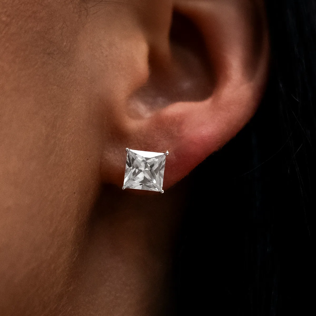 7mm Princess Cut Diamond Stud Earrings in White Gold