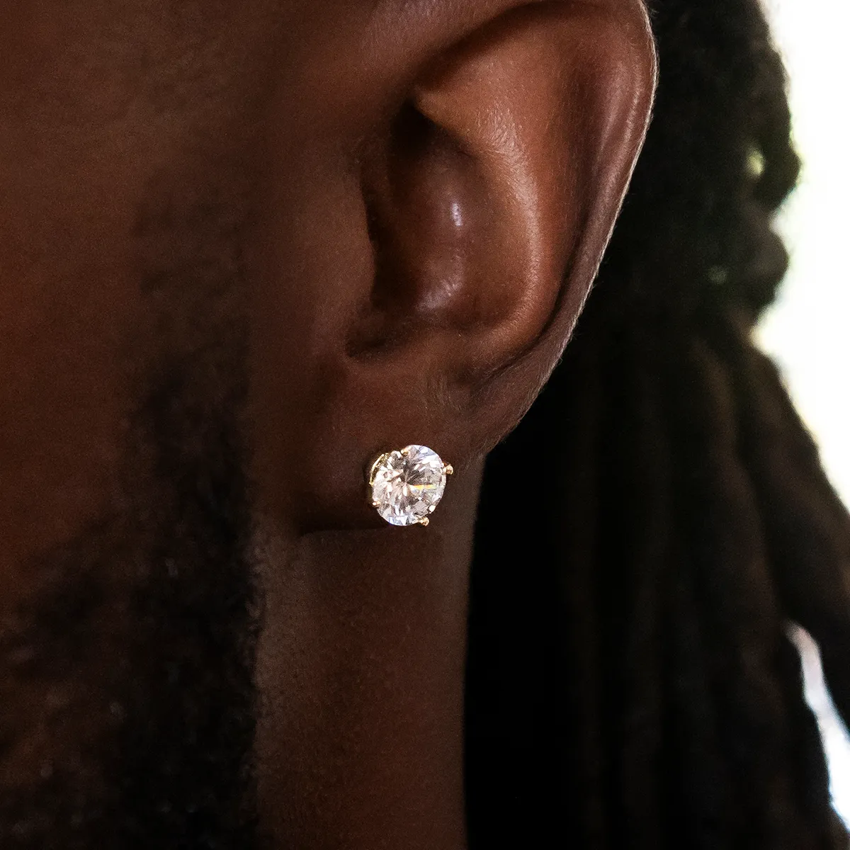 8mm Round Cut Diamond Stud Earrings in Yellow Gold