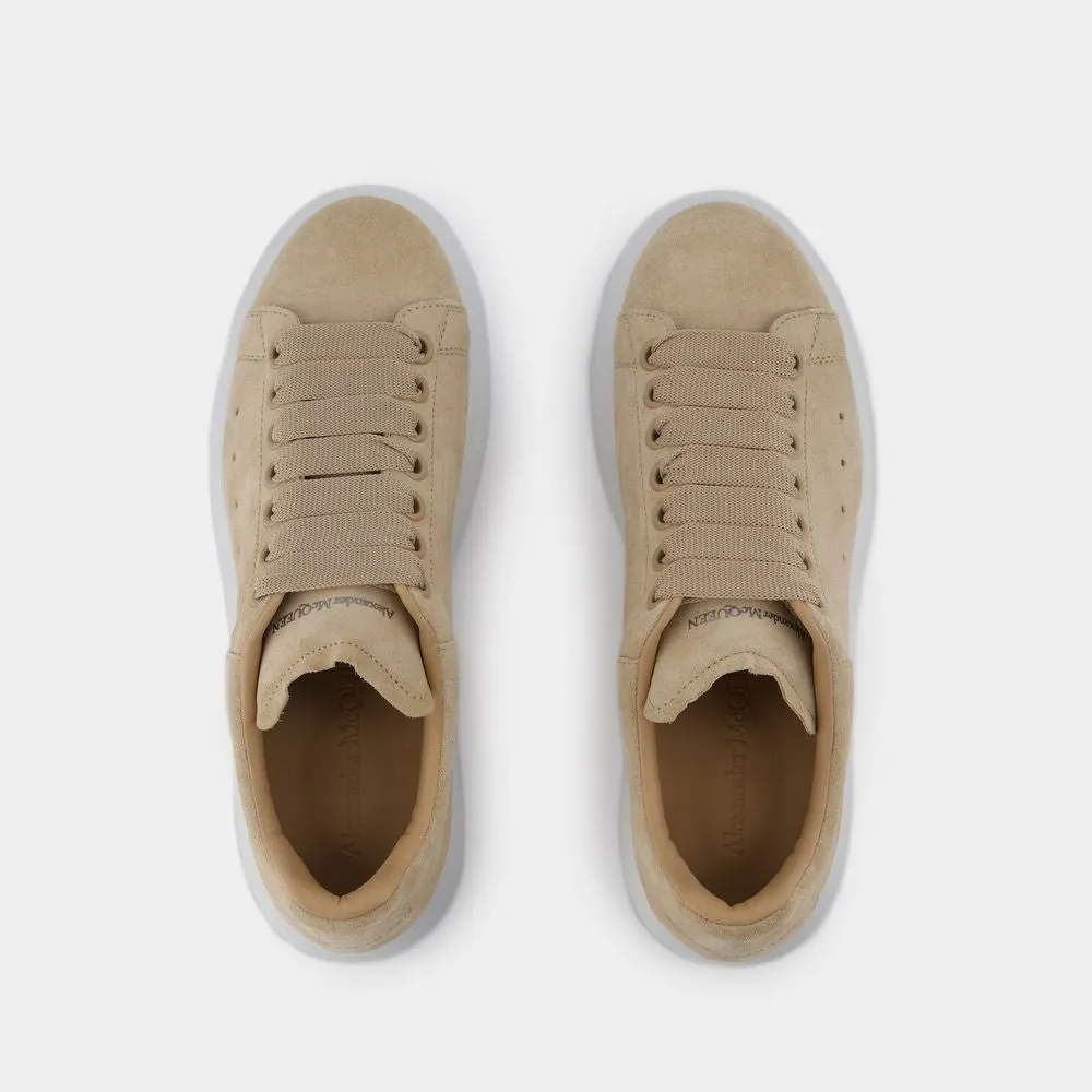 ALEXANDER MCQUEEN Chic Beige Oversized Sneakers