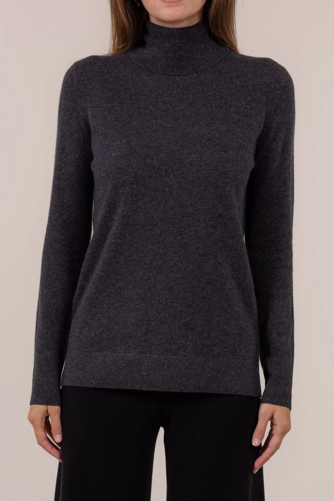 CASHMERE CLASSIC TURTLENECK