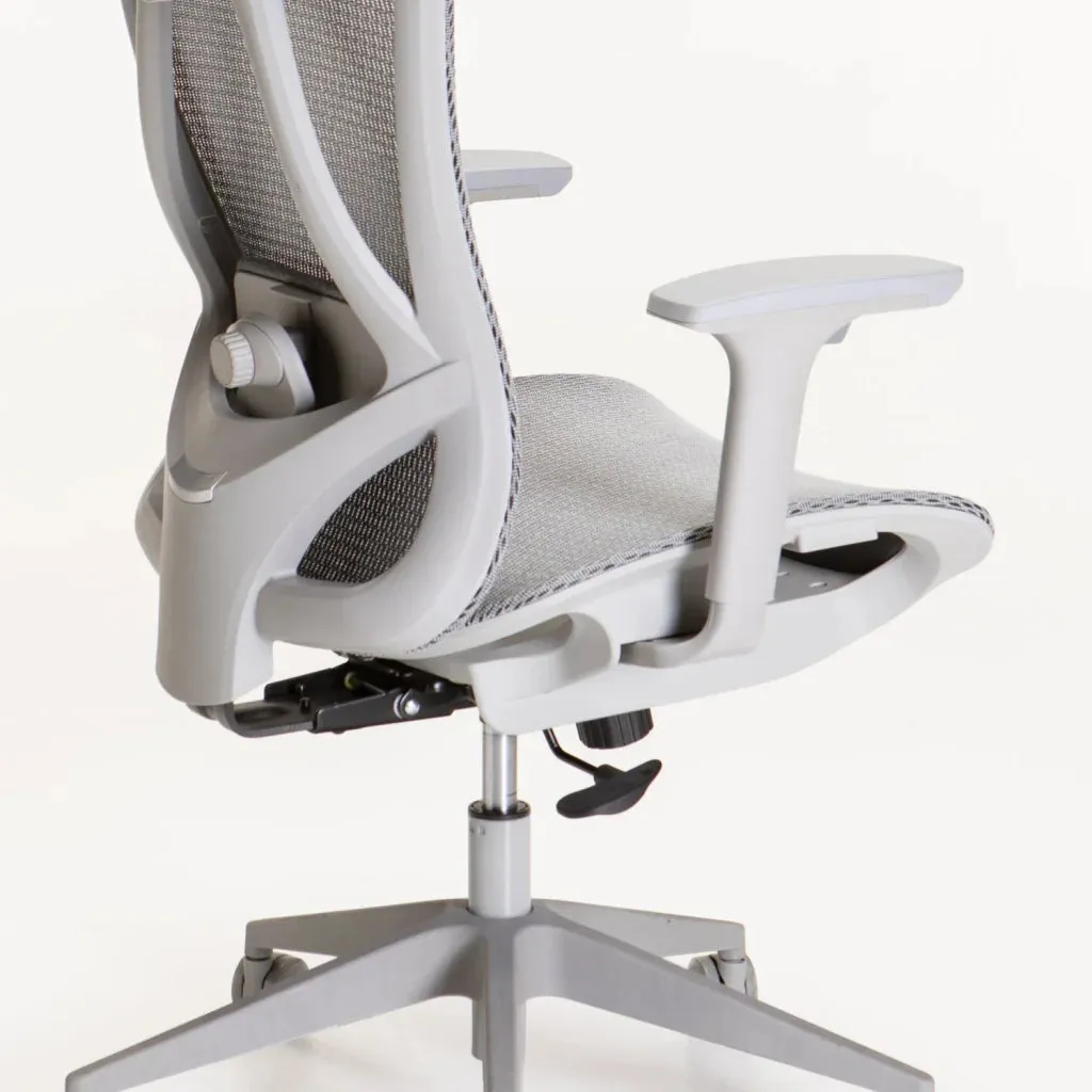 ERGONOMIC LUXURY EXECUTIVE OFFICE CHAIR 360M