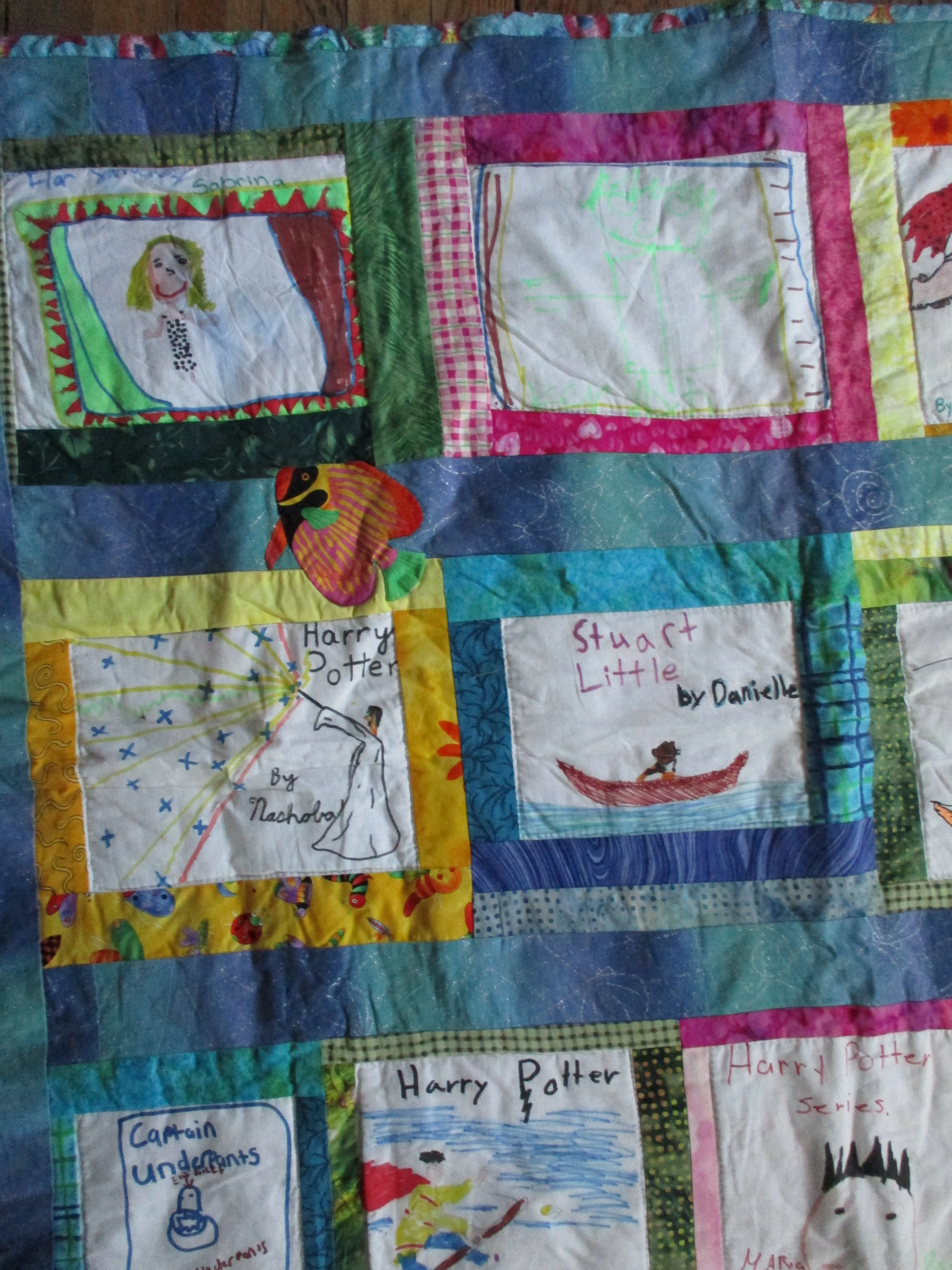 Handmade PATCHWORK BOOK LIBRARY Child's HISTORICAL QUILT Blanket Throw Bedspread 52X80