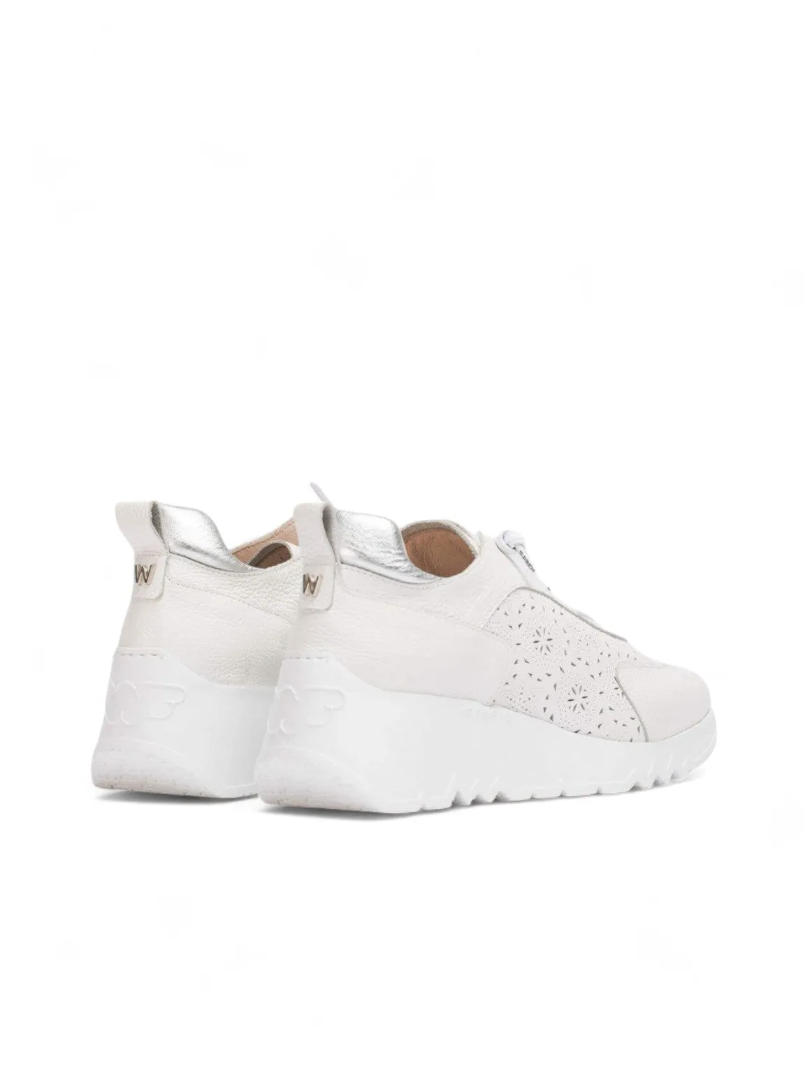 Heartfly Textured Leather Sneaker