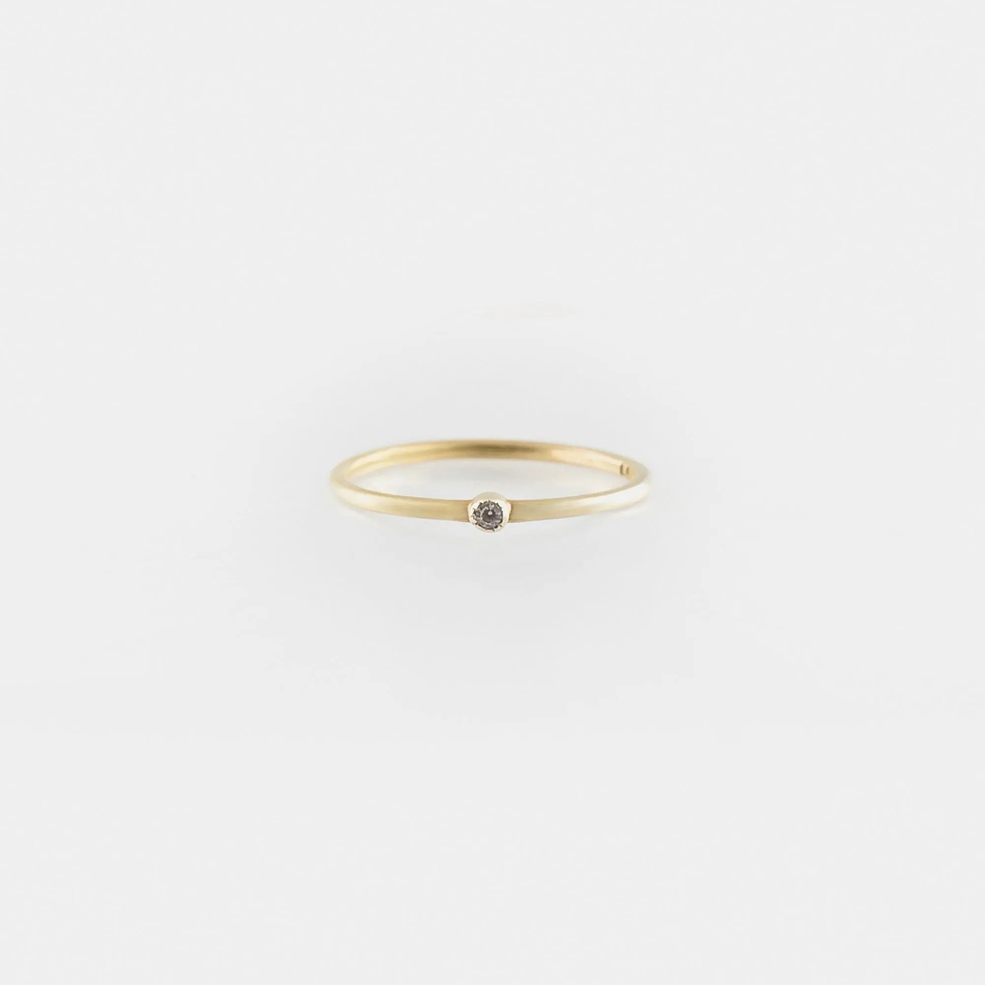 Simple Cléo Diamond Ring