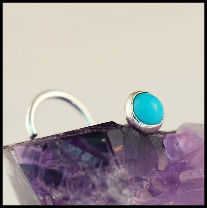 Turquoise Nose Stud Set in Sterling Silver