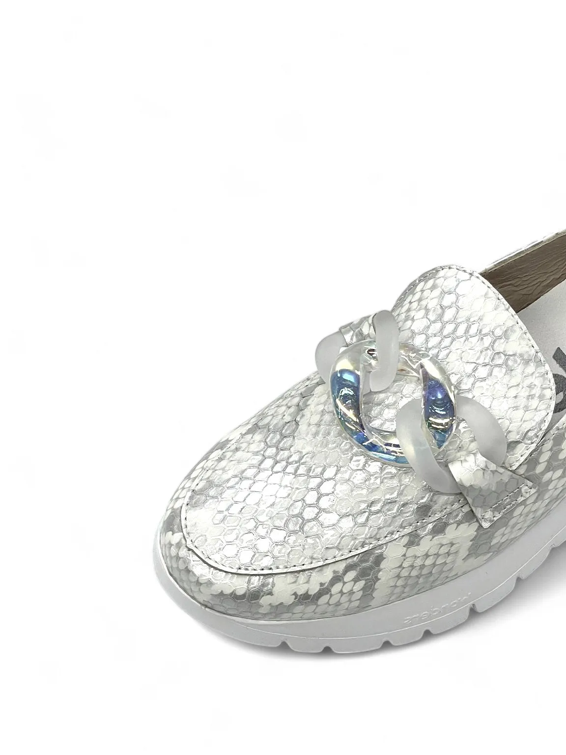 Wefly Chain Detailed Slip-on Sneakers