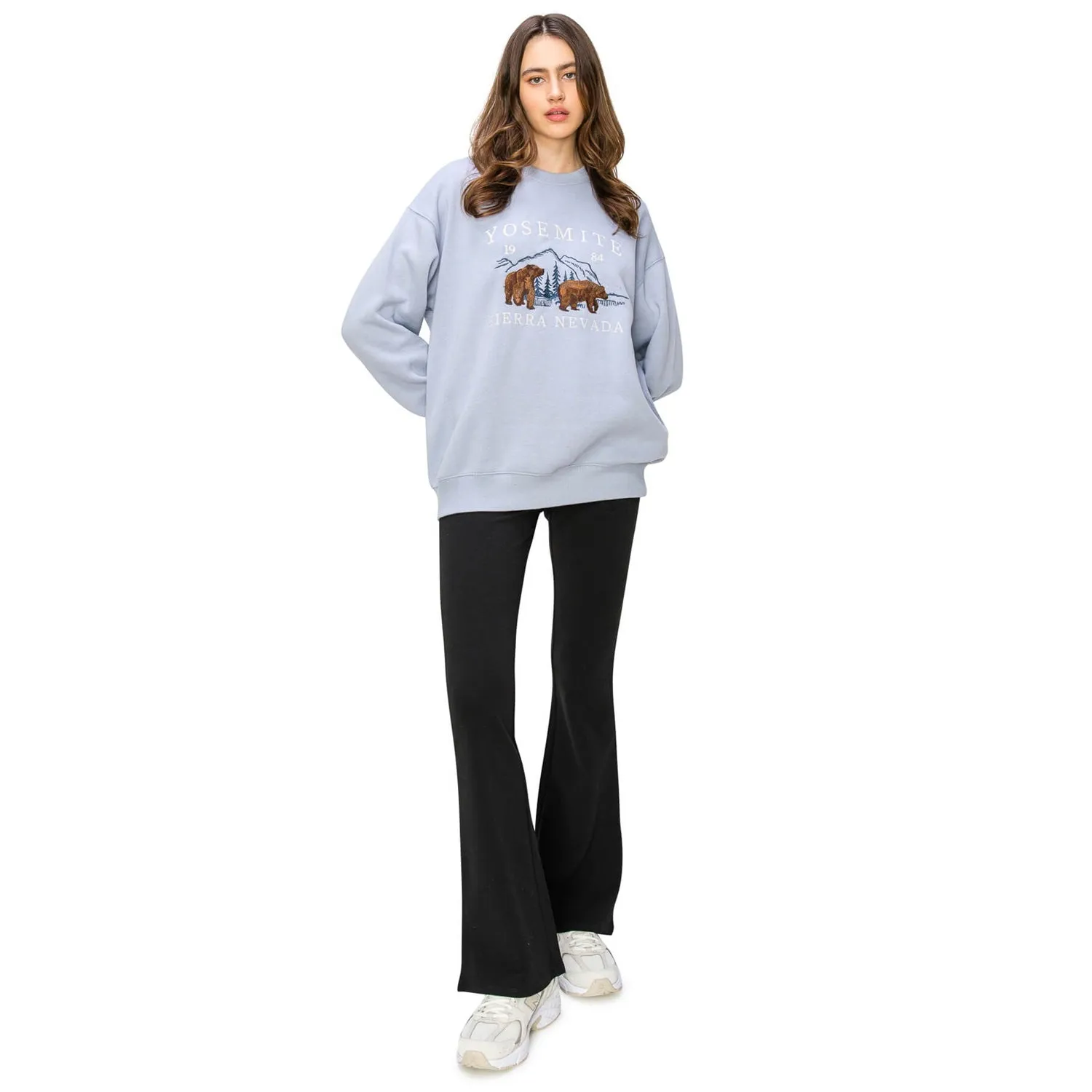 Yosemite Oversized Crewneck Sweatshirt - Light Blue